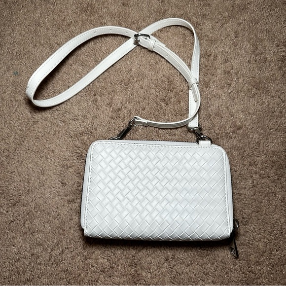 EUC Double Zip Crossbody Bag - Picture 3 of 5